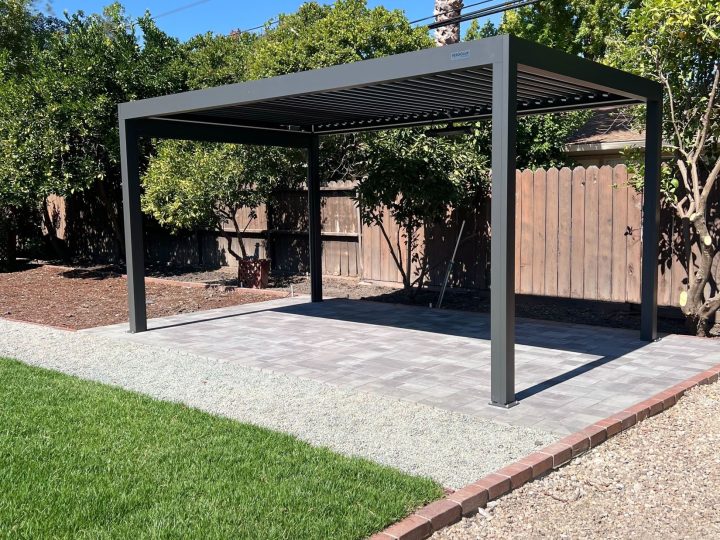 Corner view of the installed pergola and Belgard Catalina Grana patio in Walnut Creek